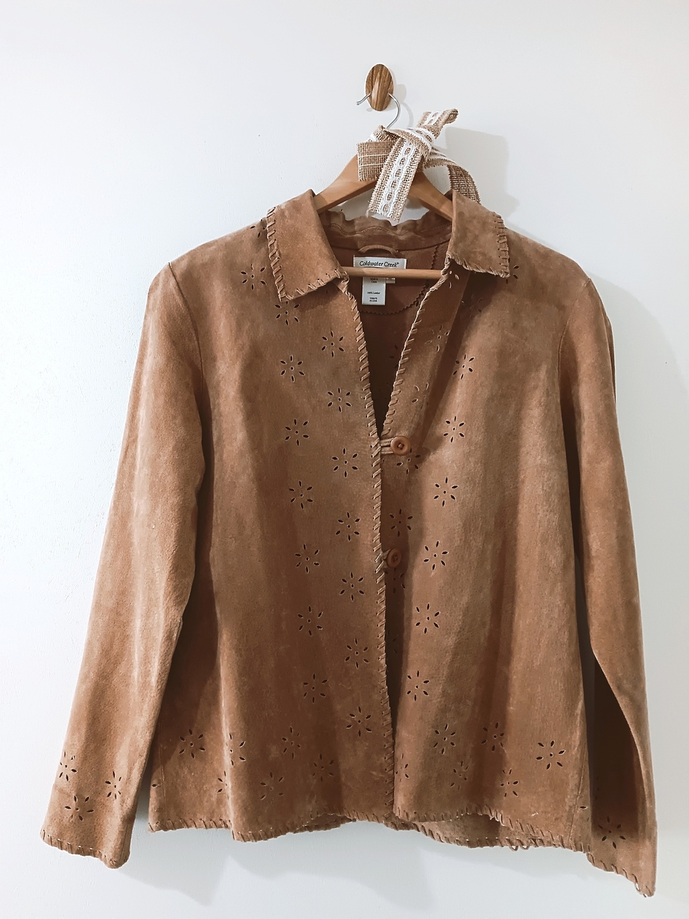 Vintage Coldwater Creek Tan Walnut Suede Leather Laser Cut Button Front Jacket